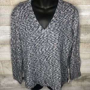 Lou & grey heather grey crewneck pullover sweater